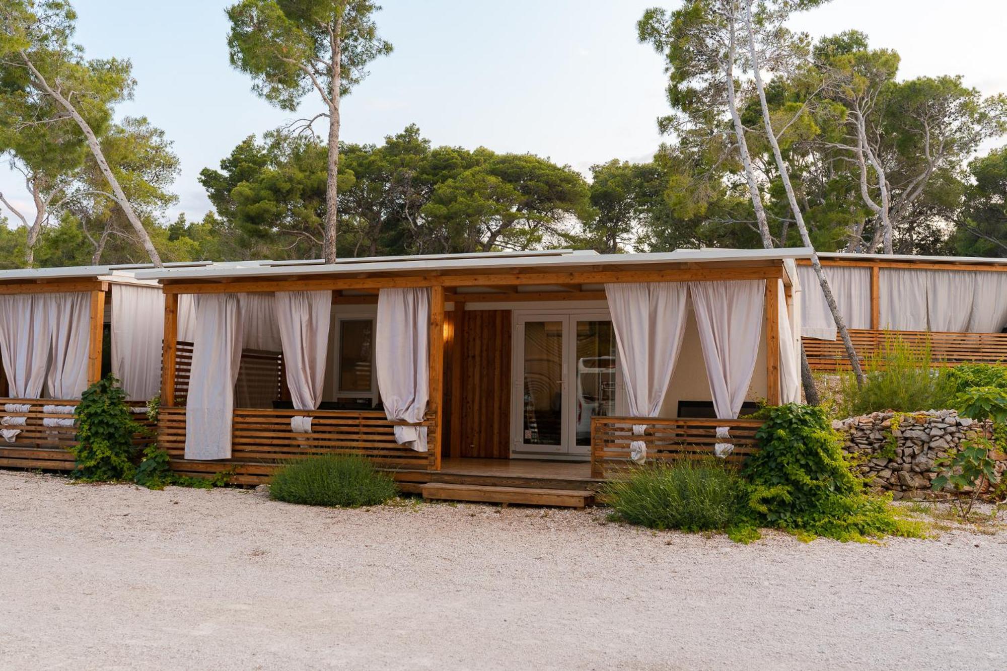 Boutique Camping Bunja Supetar Exterior photo