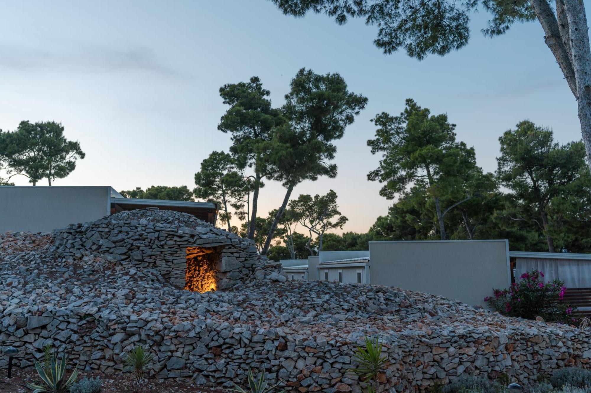 Boutique Camping Bunja Supetar Exterior photo